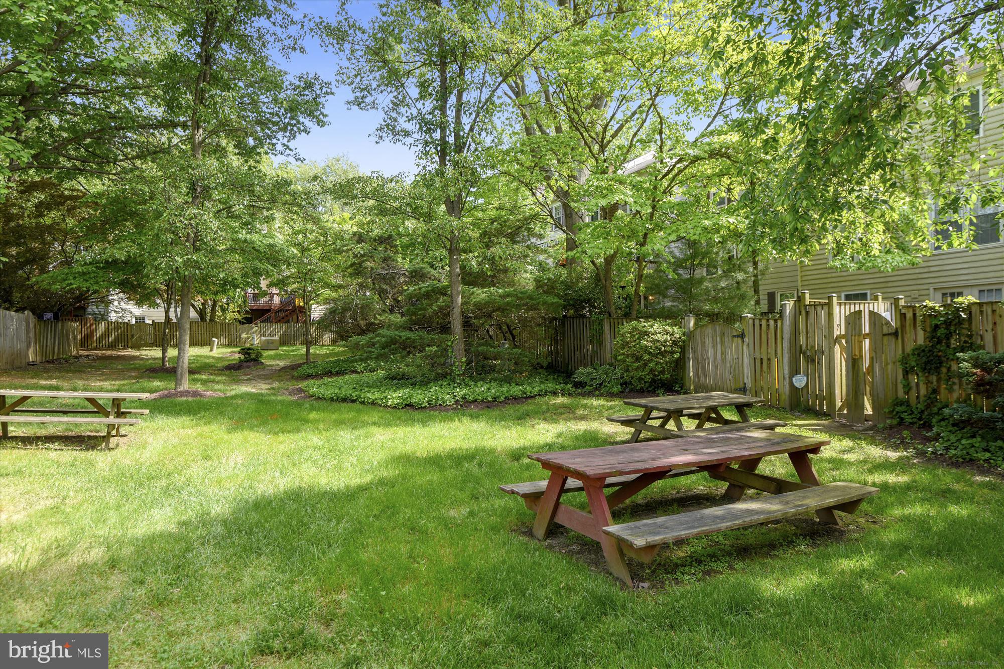 CROFTON COMMONS - Residential