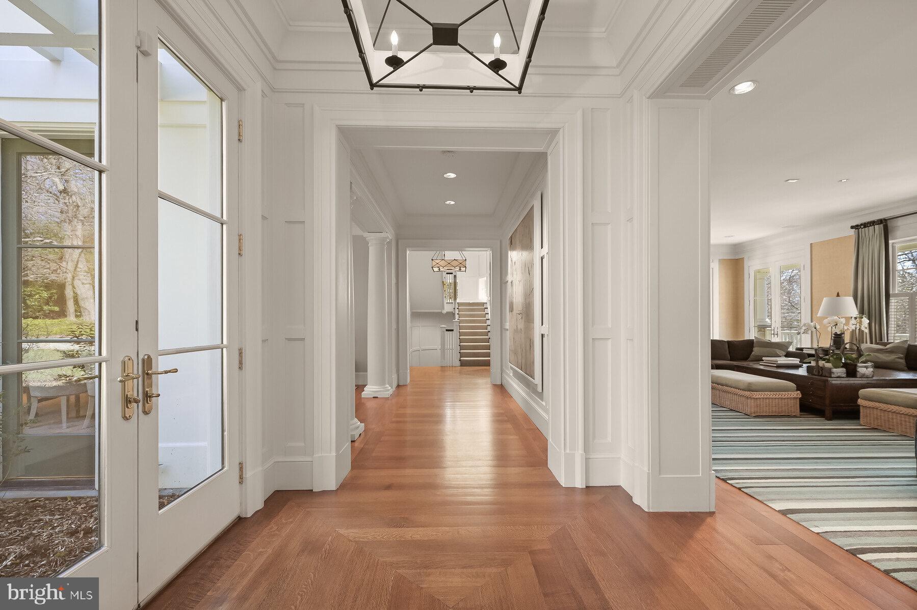 BRADLEY HILLS GROVE - Residential