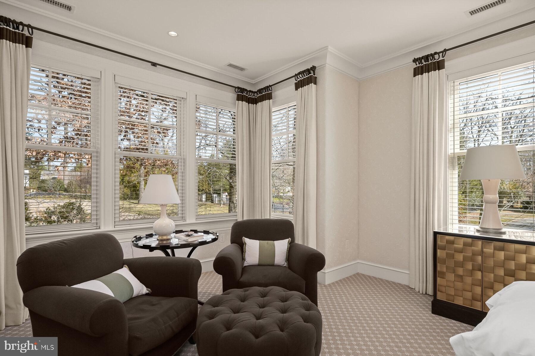 BRADLEY HILLS GROVE - Residential