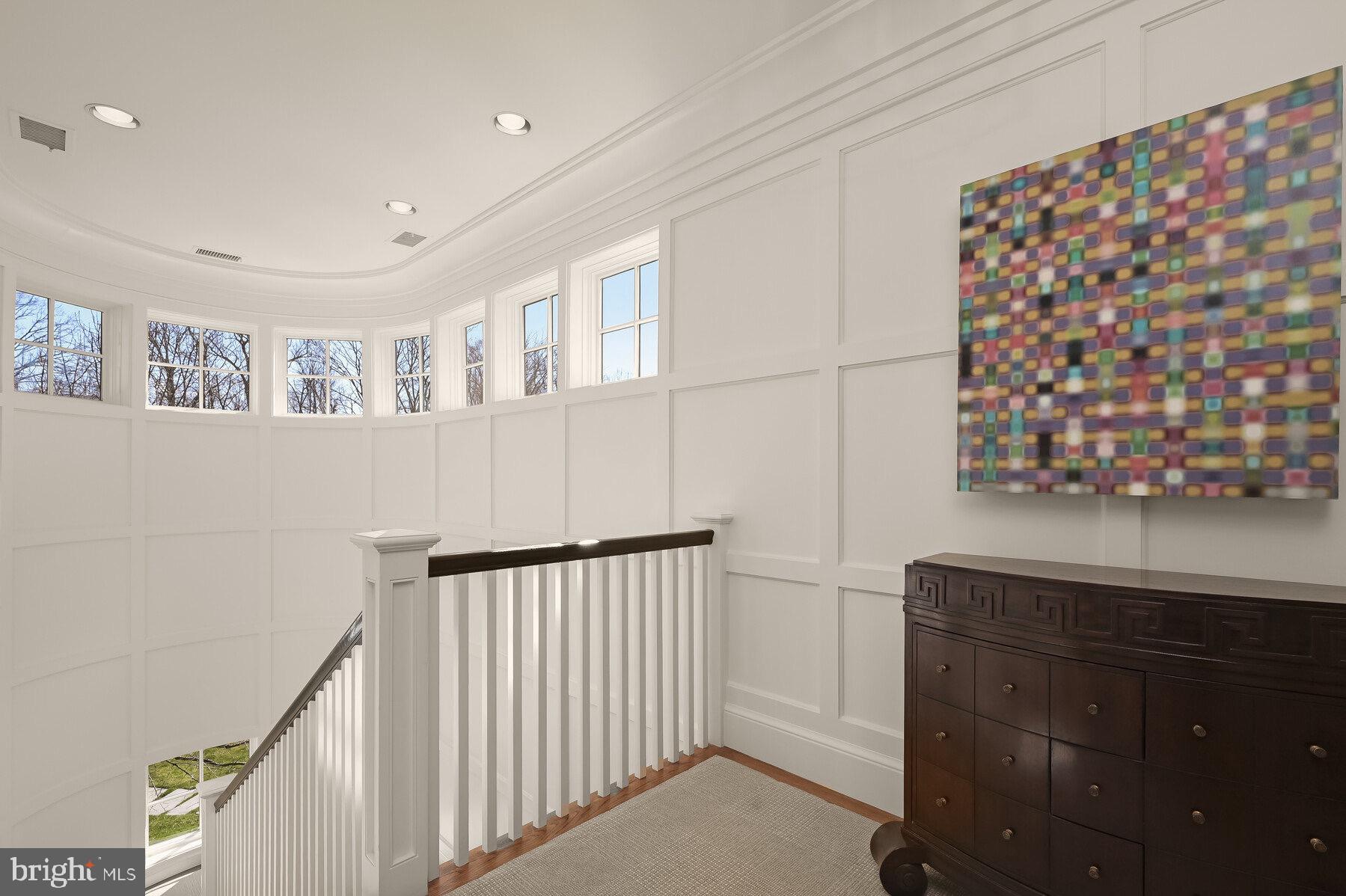 BRADLEY HILLS GROVE - Residential