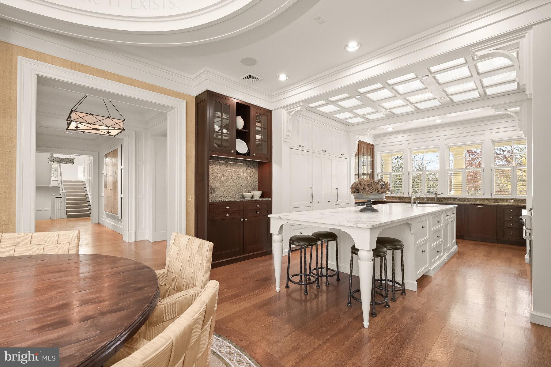 BRADLEY HILLS GROVE - Residential