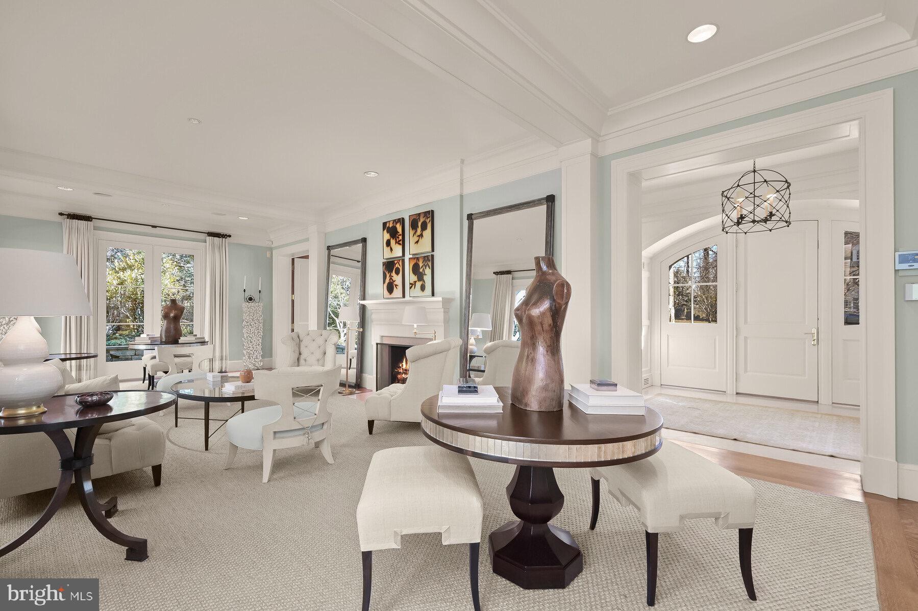 BRADLEY HILLS GROVE - Residential