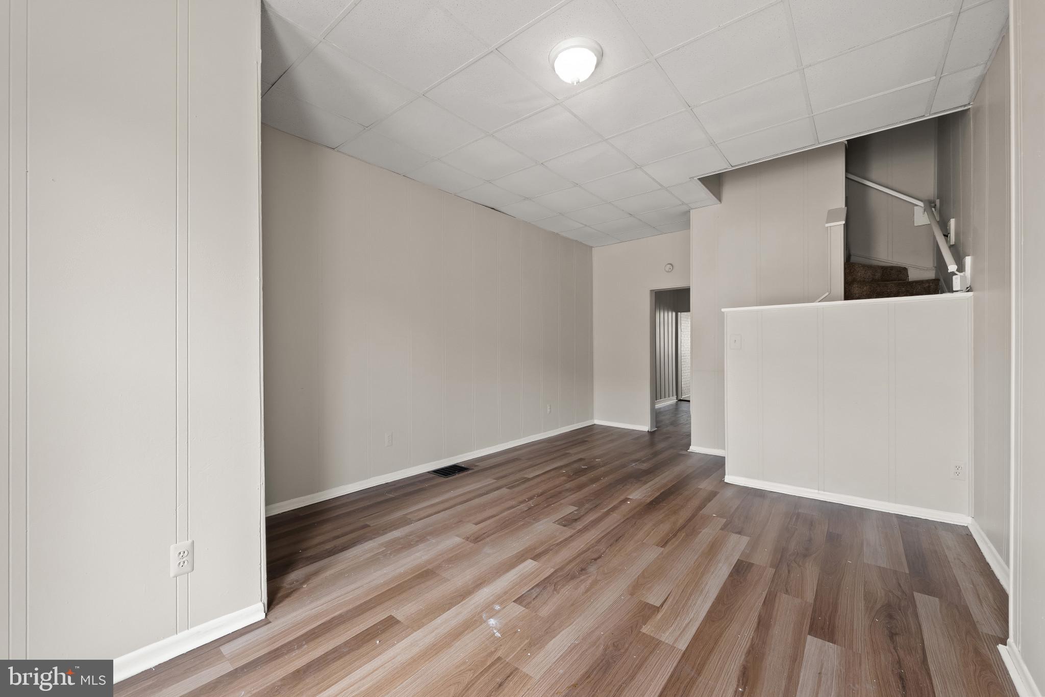 WESTPORT - Residential