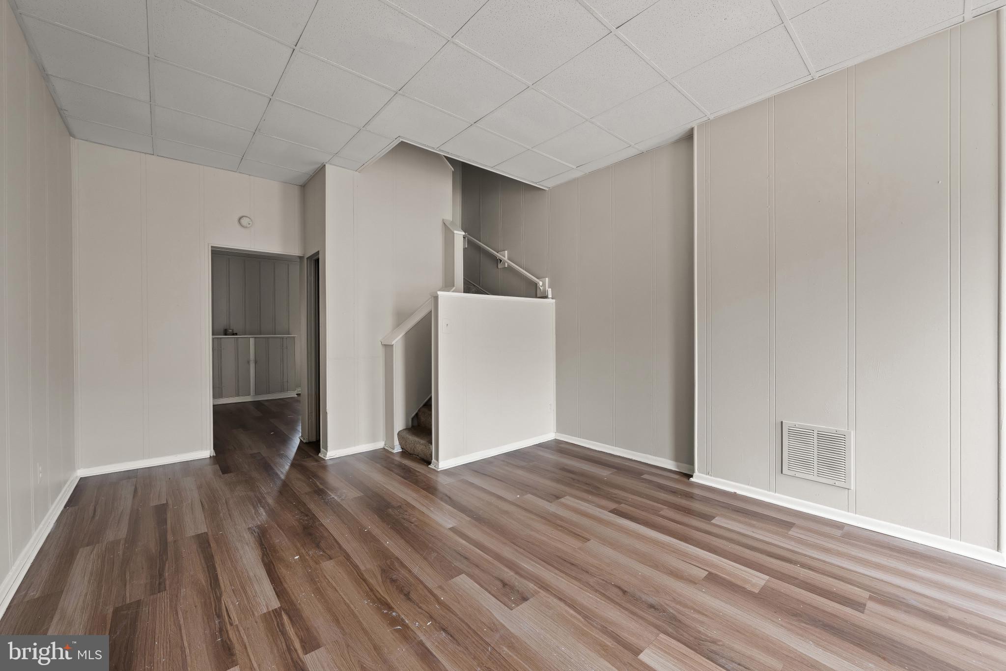 WESTPORT - Residential