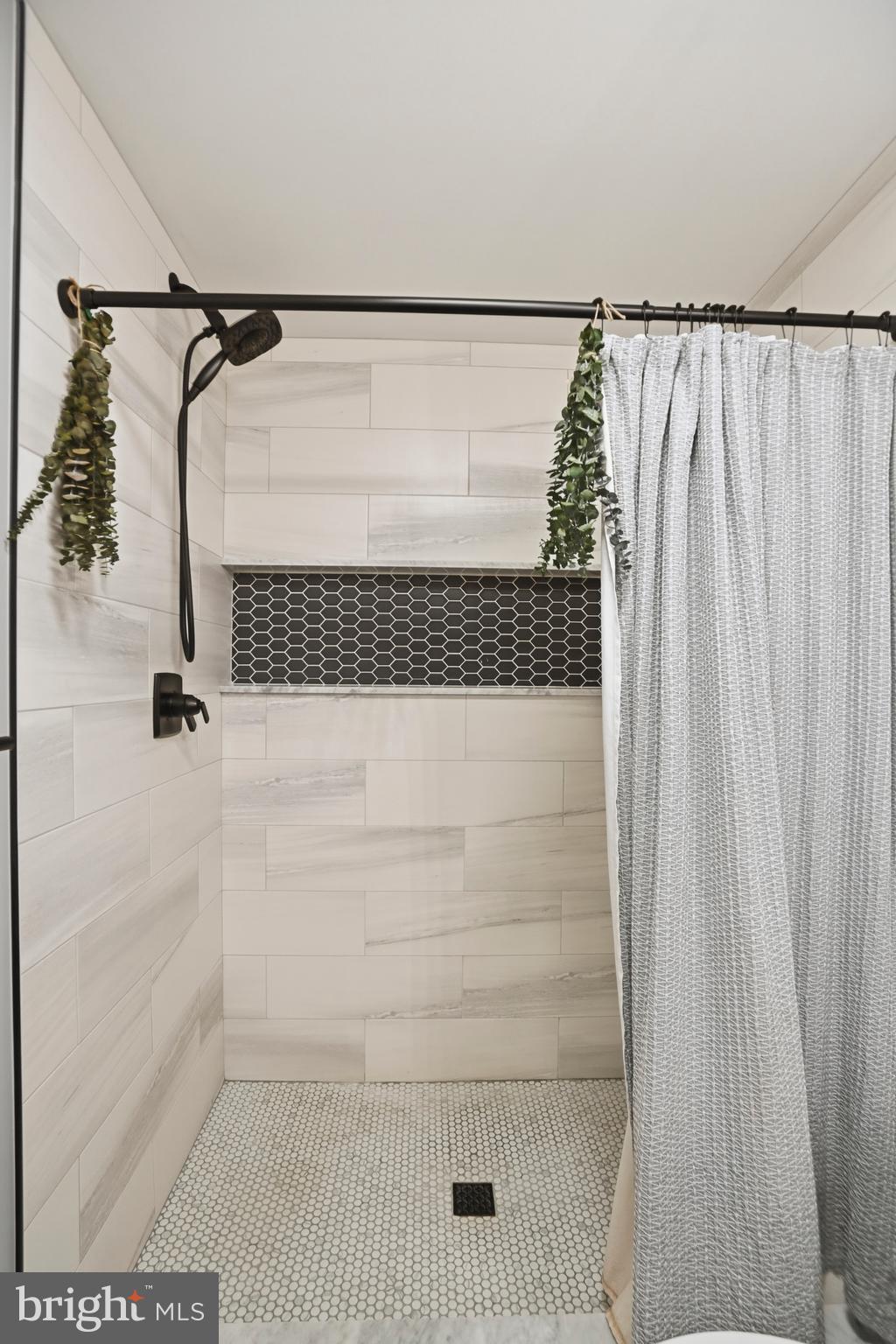 QUAIL RUN - Residential