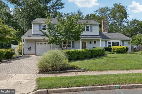 8 Coates Road, Allentown, NJ MLS: NJMM2003838