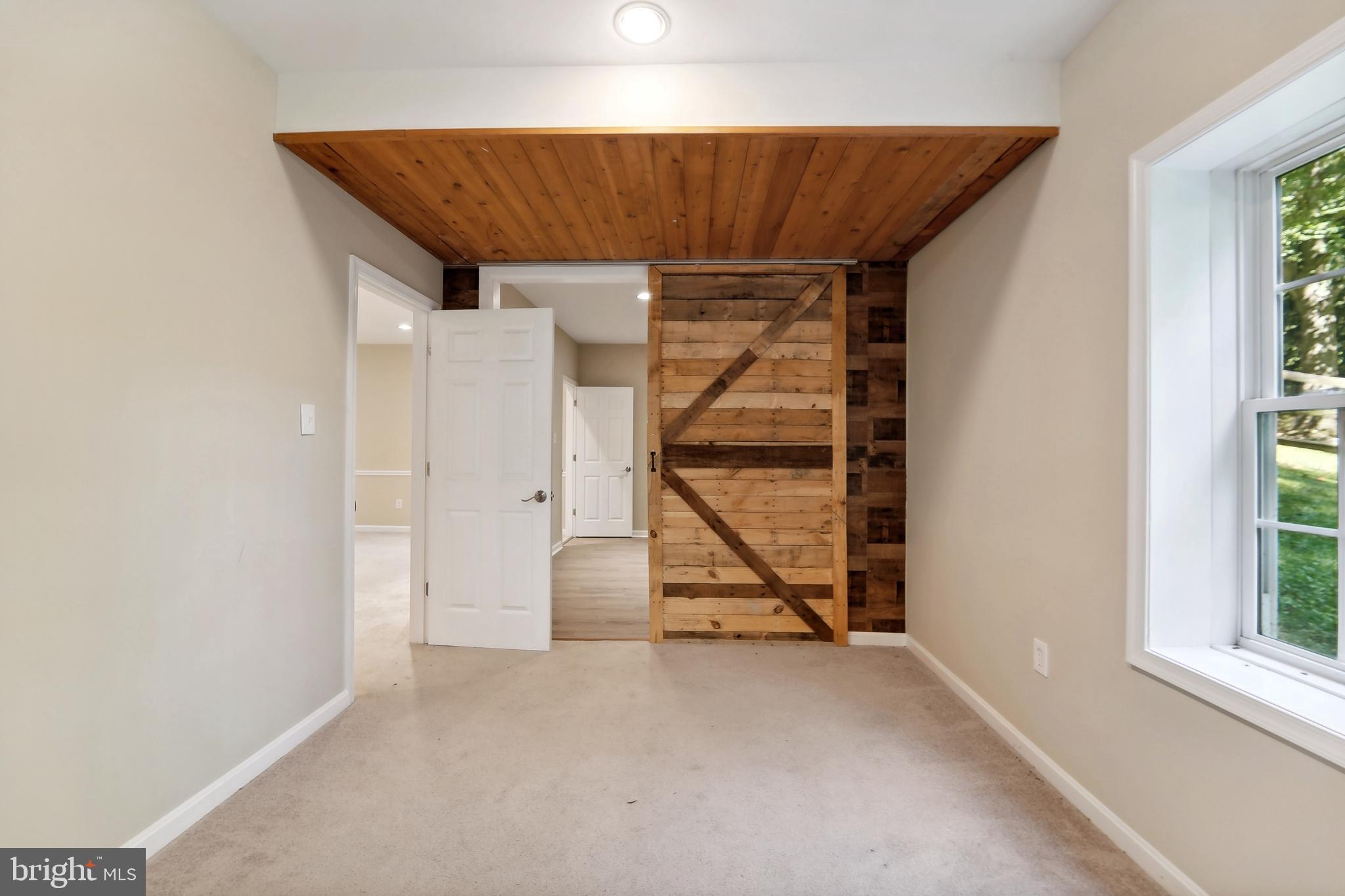 LONDON BRIDGE ESTATES - Residential