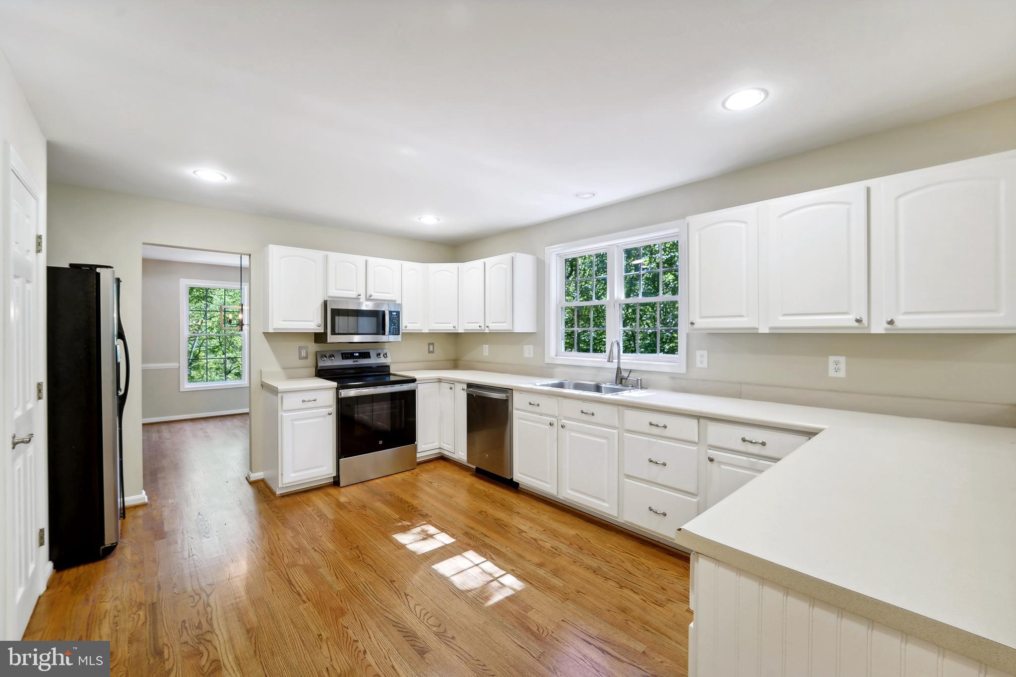 LONDON BRIDGE ESTATES - Residential