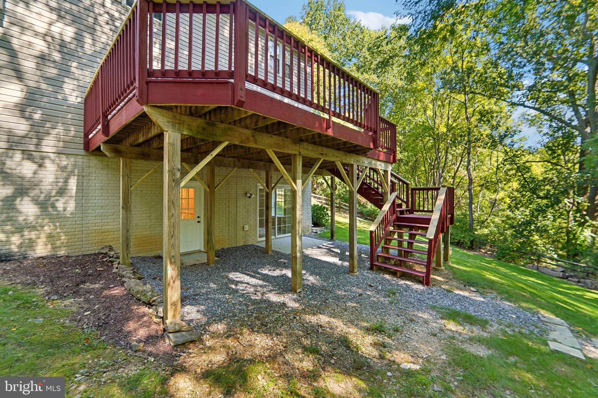 LONDON BRIDGE ESTATES - Residential