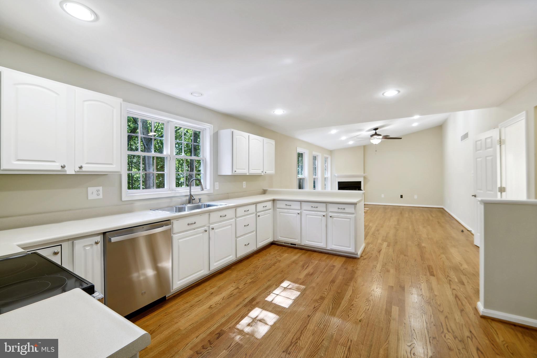 LONDON BRIDGE ESTATES - Residential