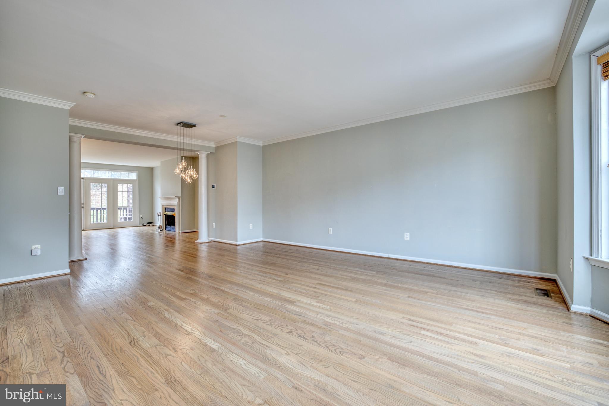 GOVERNORS GROVE - Residential Lease