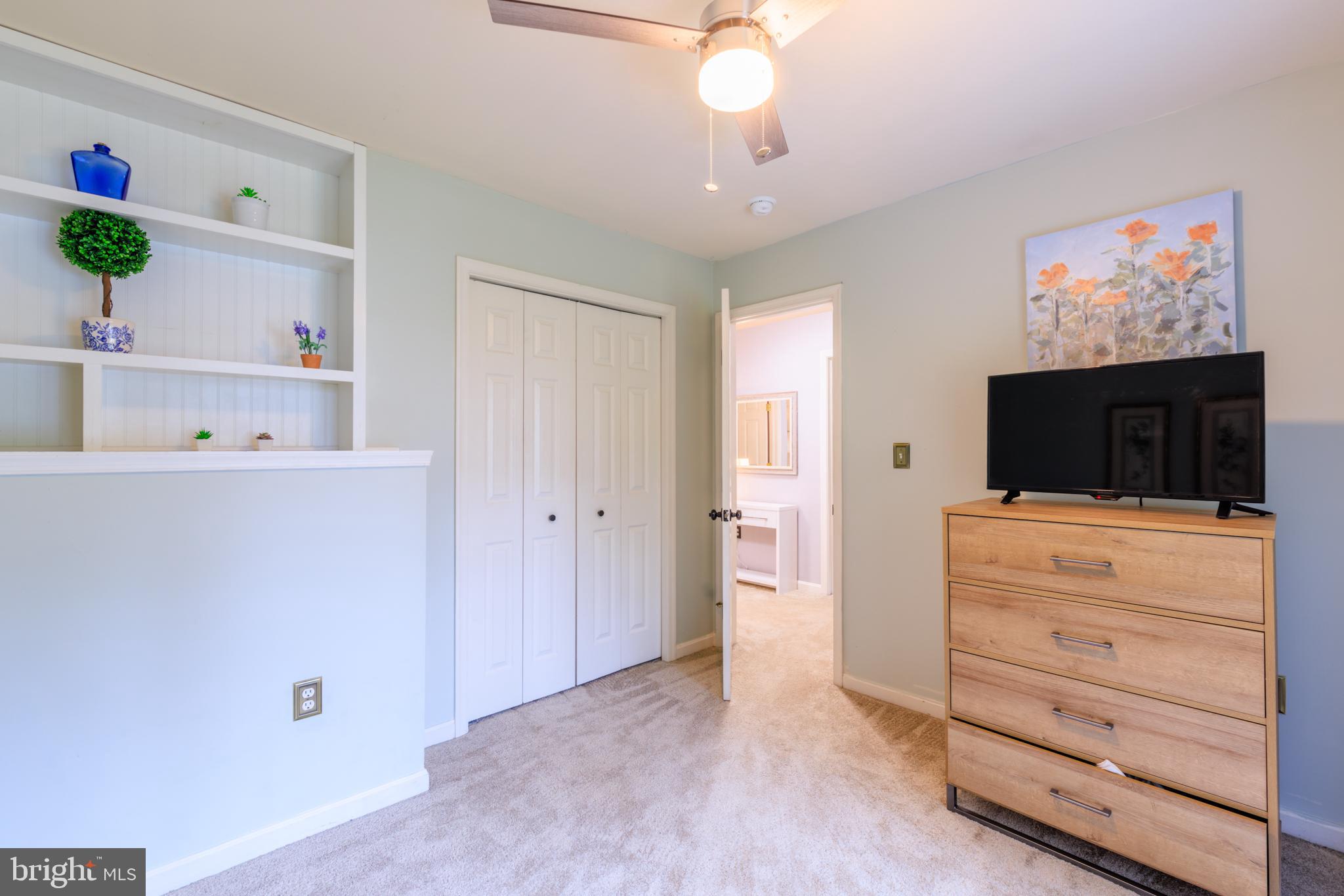 COVE POINT - Residential