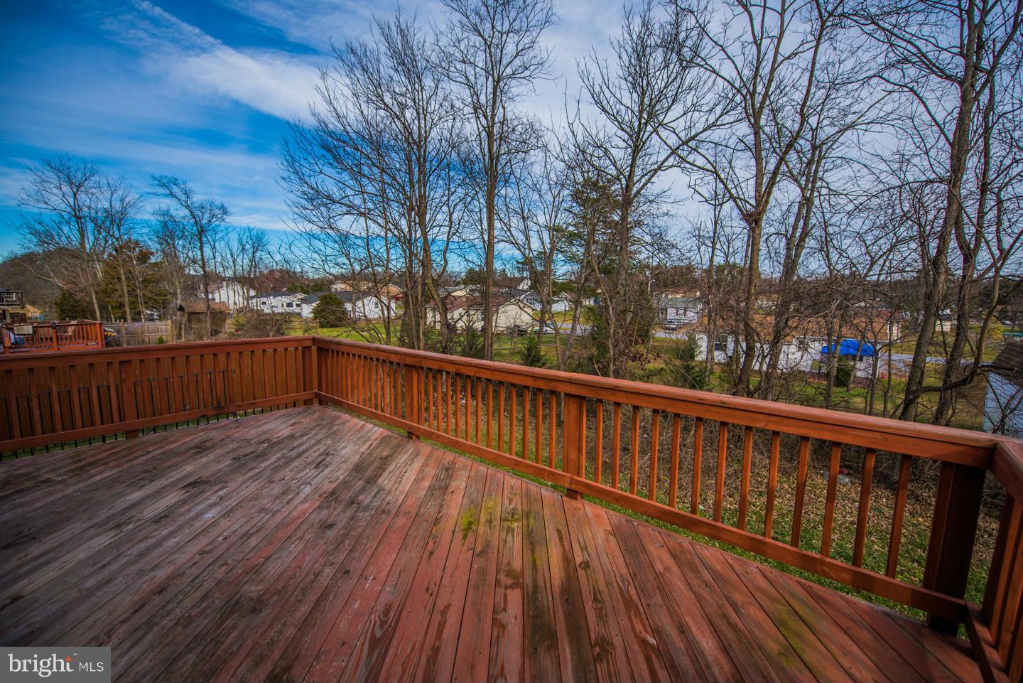 INWOOD MEADOWS - Residential Lease