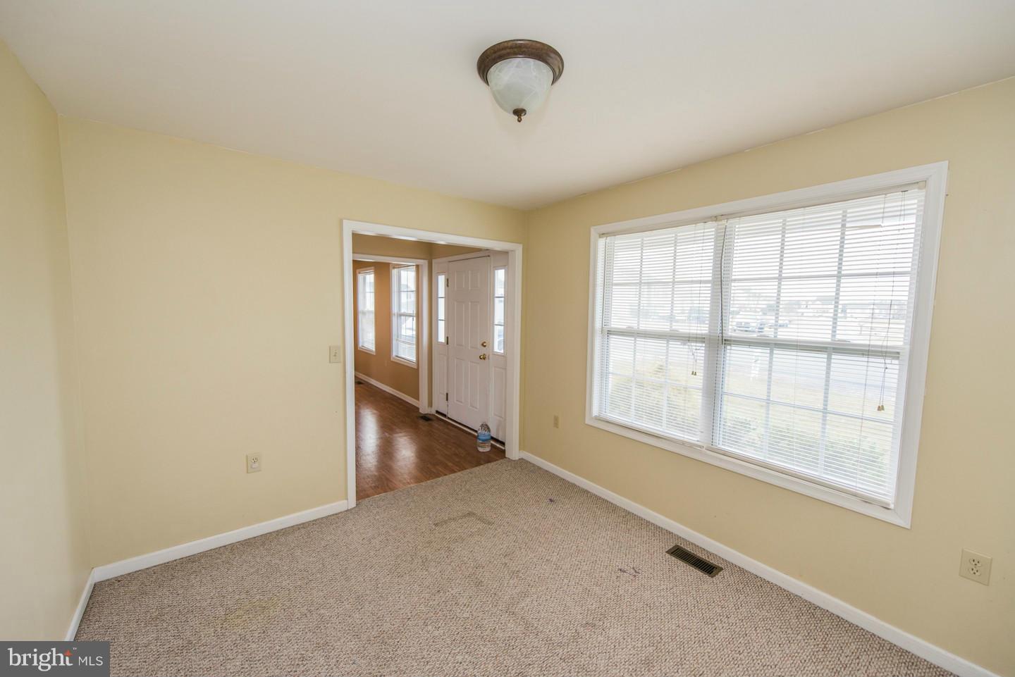 INWOOD MEADOWS - Residential Lease