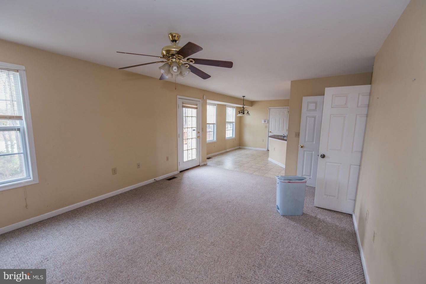 INWOOD MEADOWS - Residential Lease