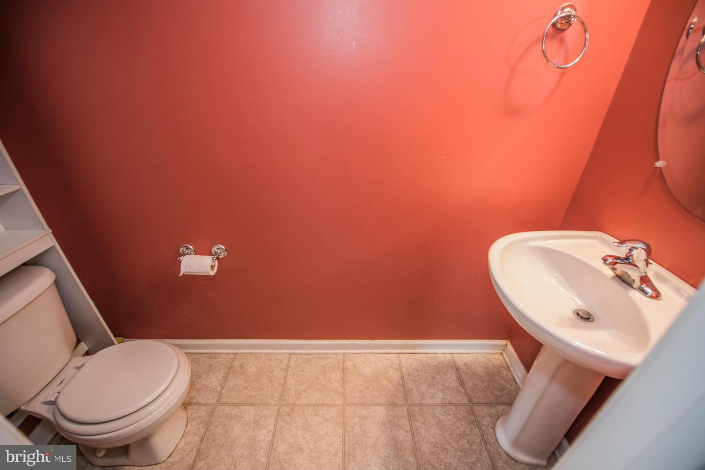 INWOOD MEADOWS - Residential Lease