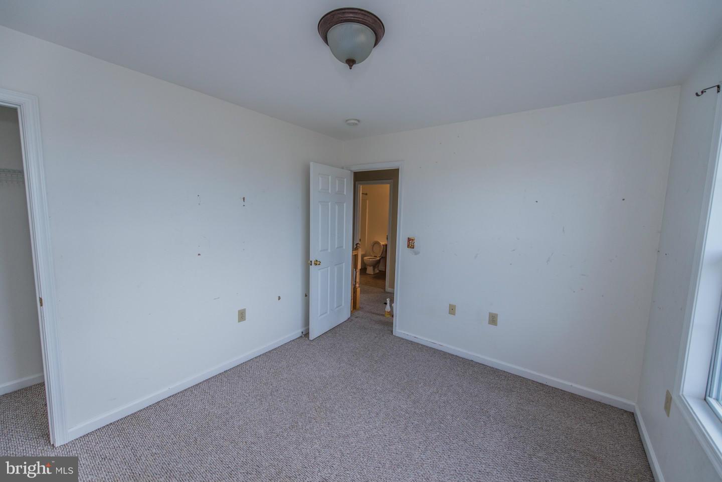 INWOOD MEADOWS - Residential Lease