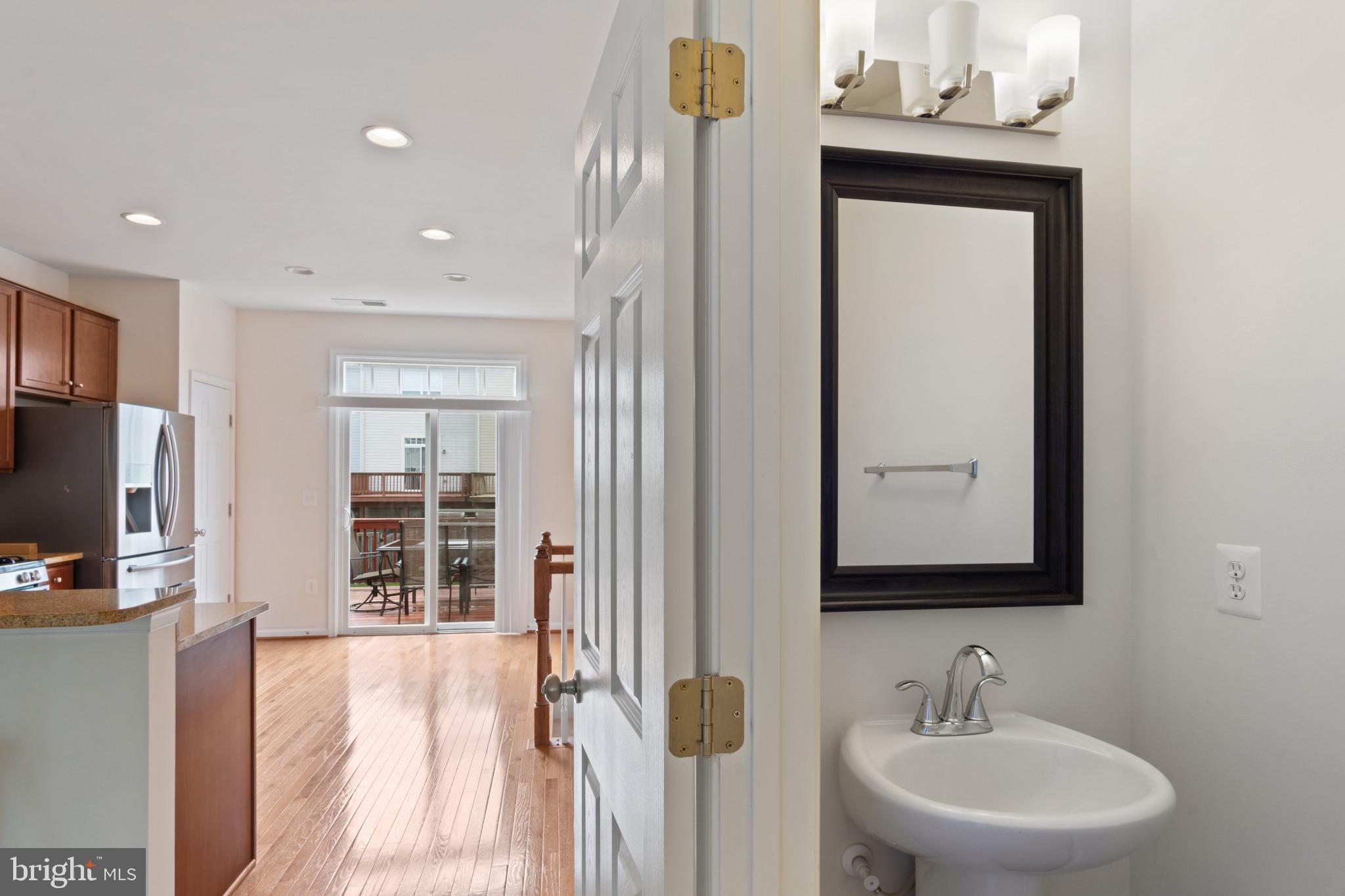 POWELLS RUN VILLAGE COND - Residential Lease