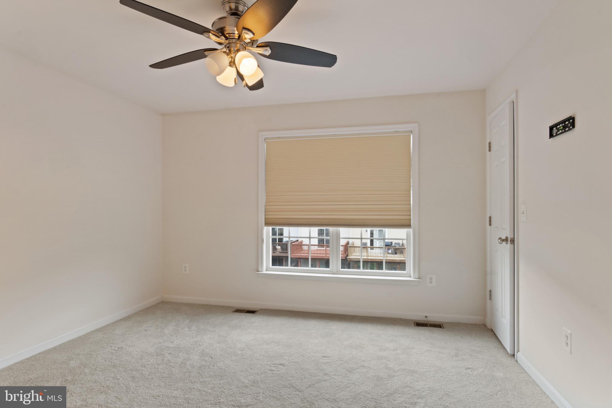 POWELLS RUN VILLAGE COND - Residential Lease