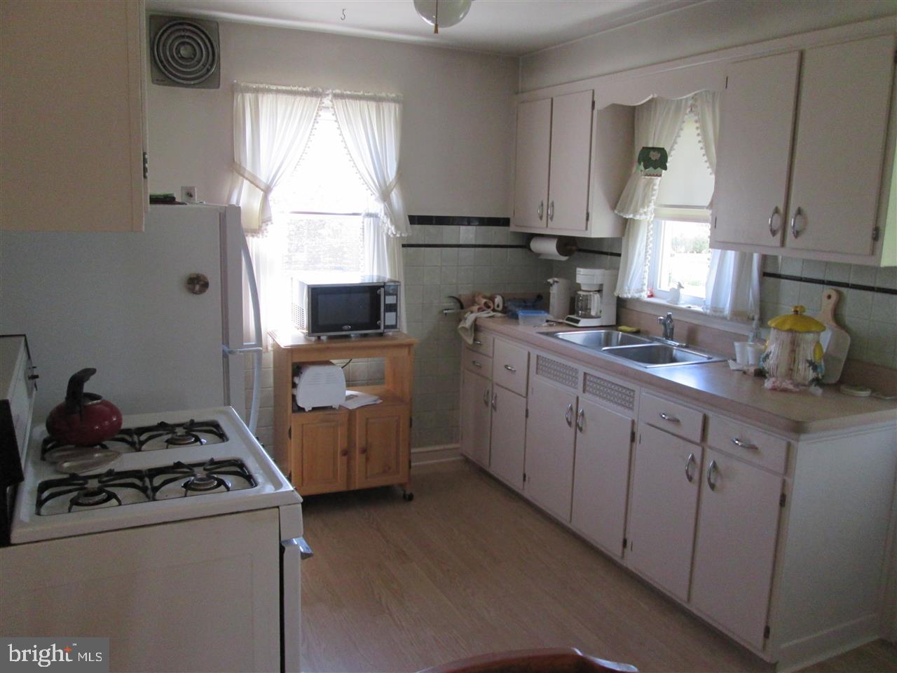 PLEASUREVILLE - Residential