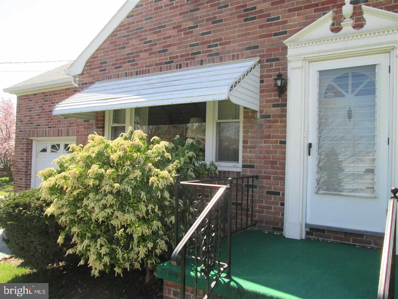 PLEASUREVILLE - Residential