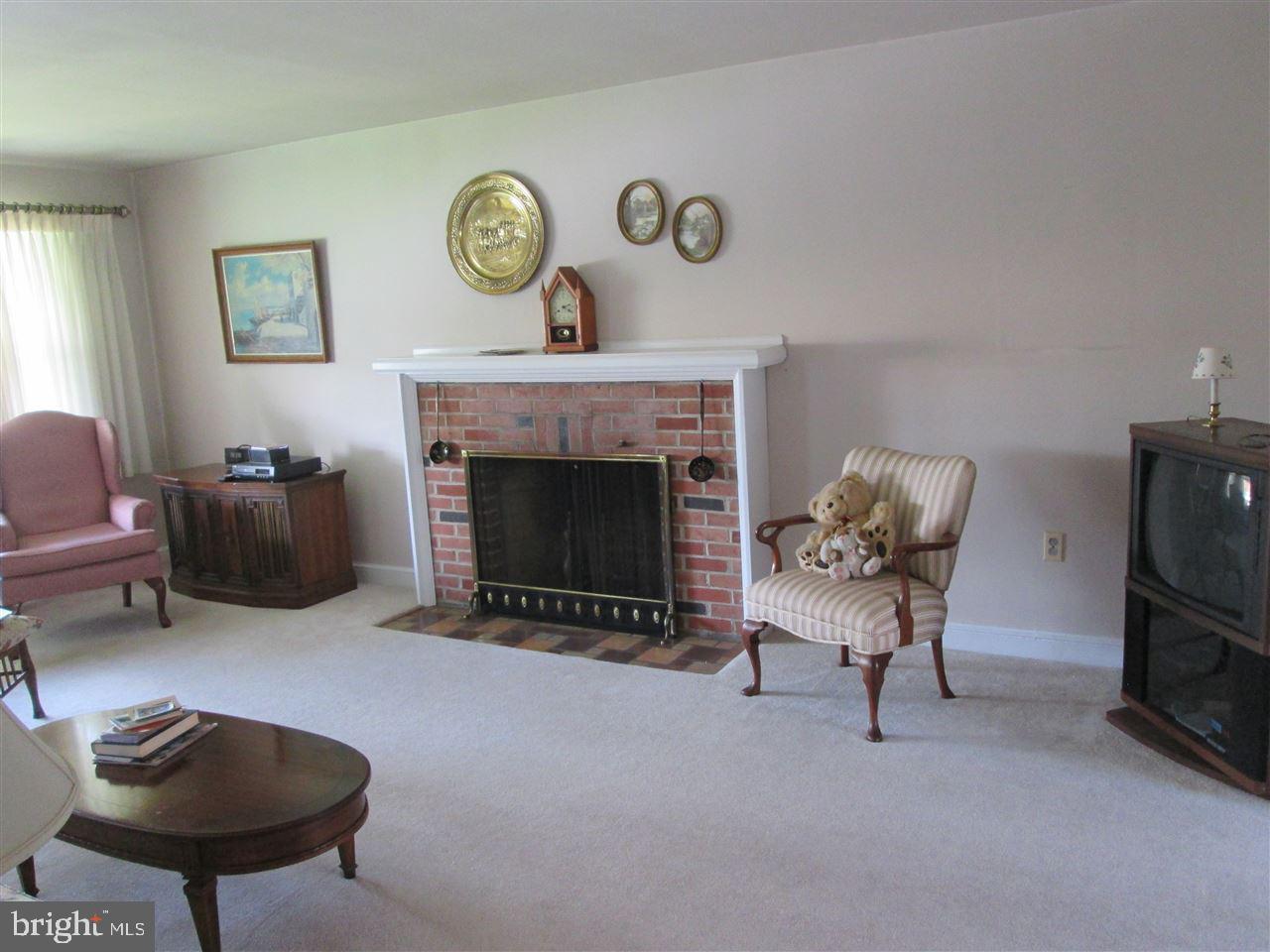 PLEASUREVILLE - Residential