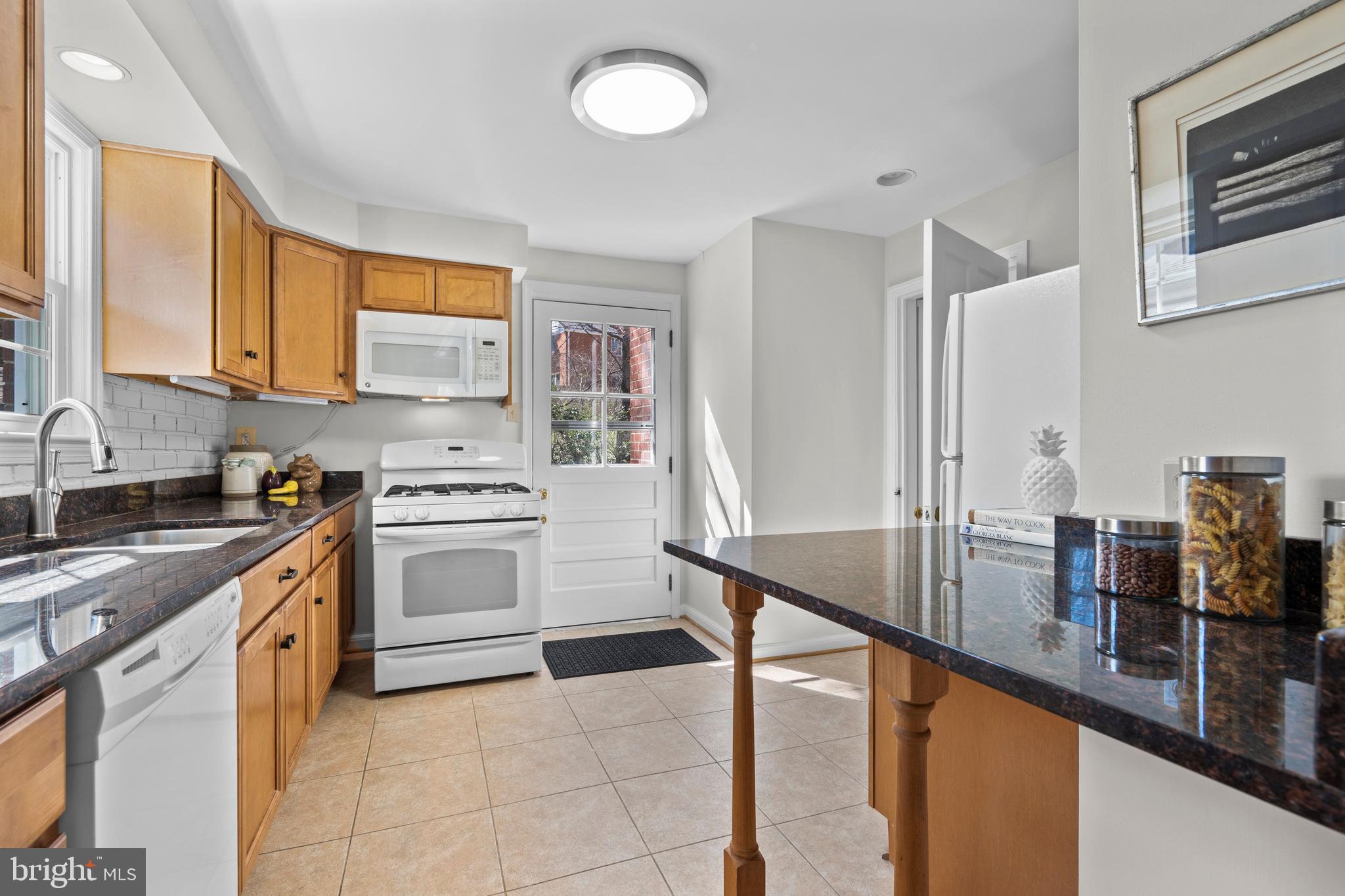 TARA - WYNNEWOOD - Residential