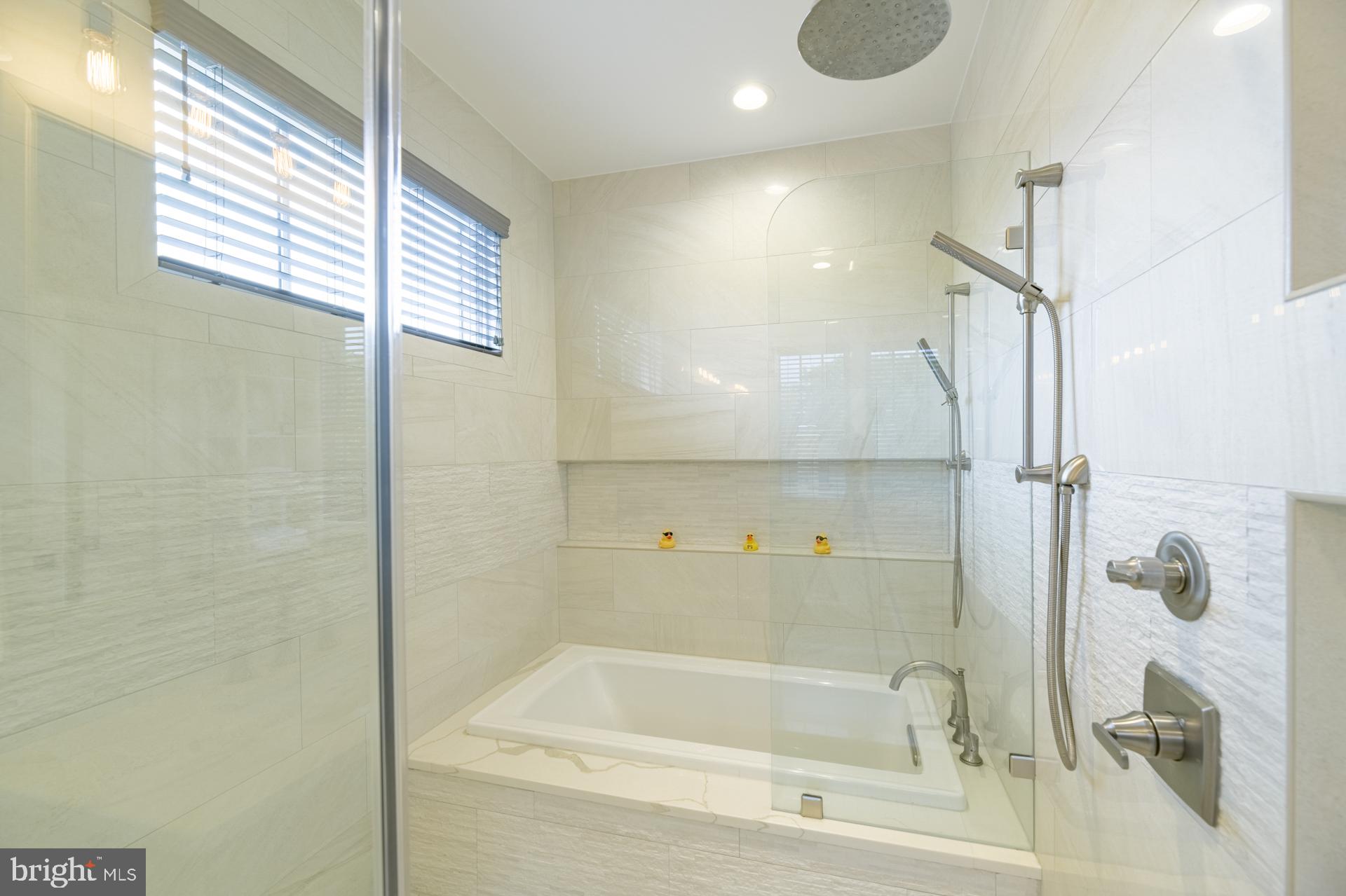 BRANDON VILLAGE - Residential