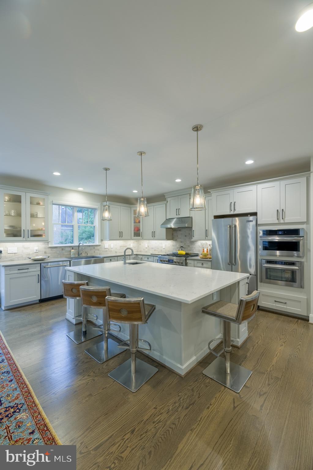 BRANDON VILLAGE - Residential