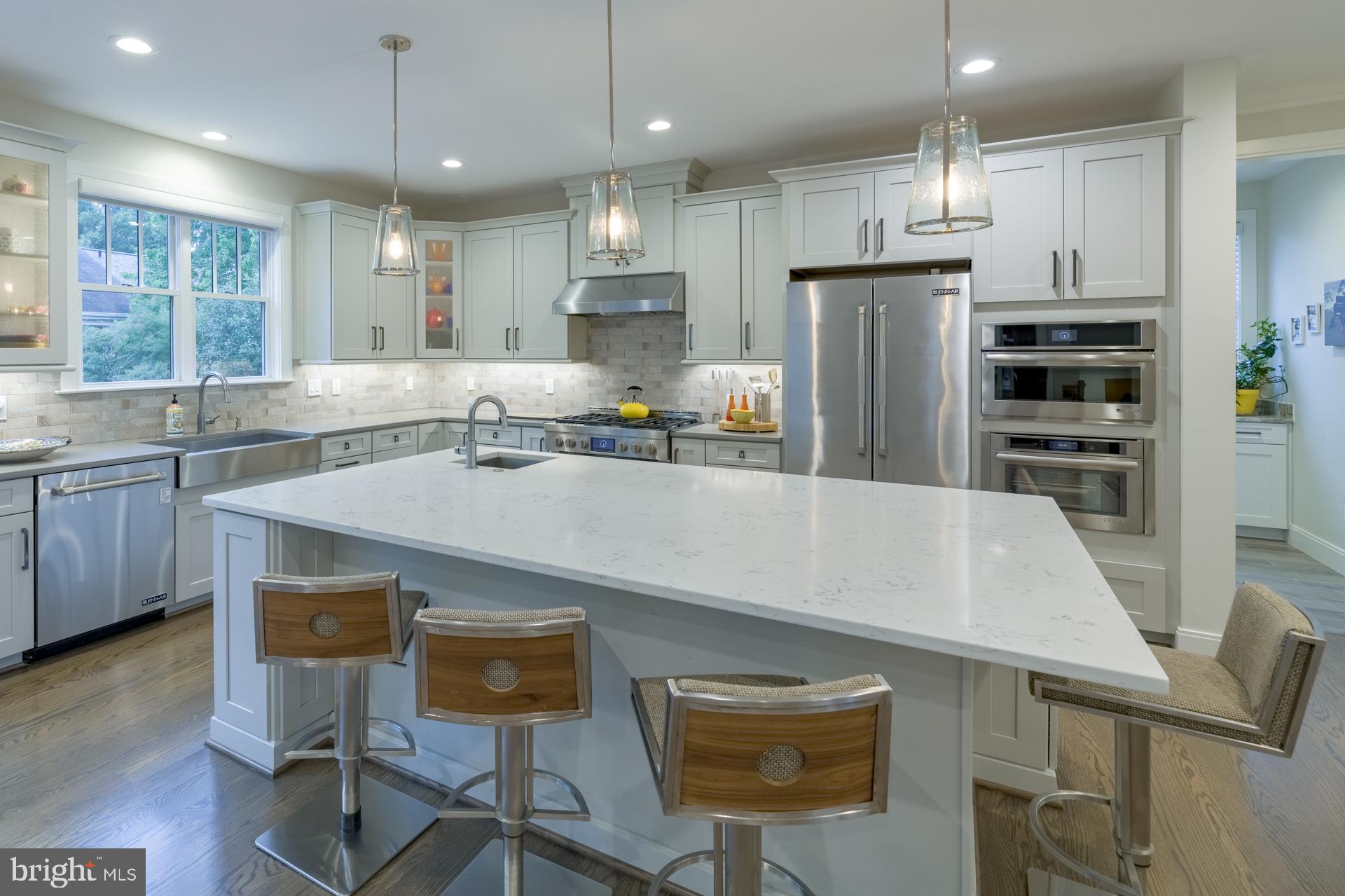 BRANDON VILLAGE - Residential