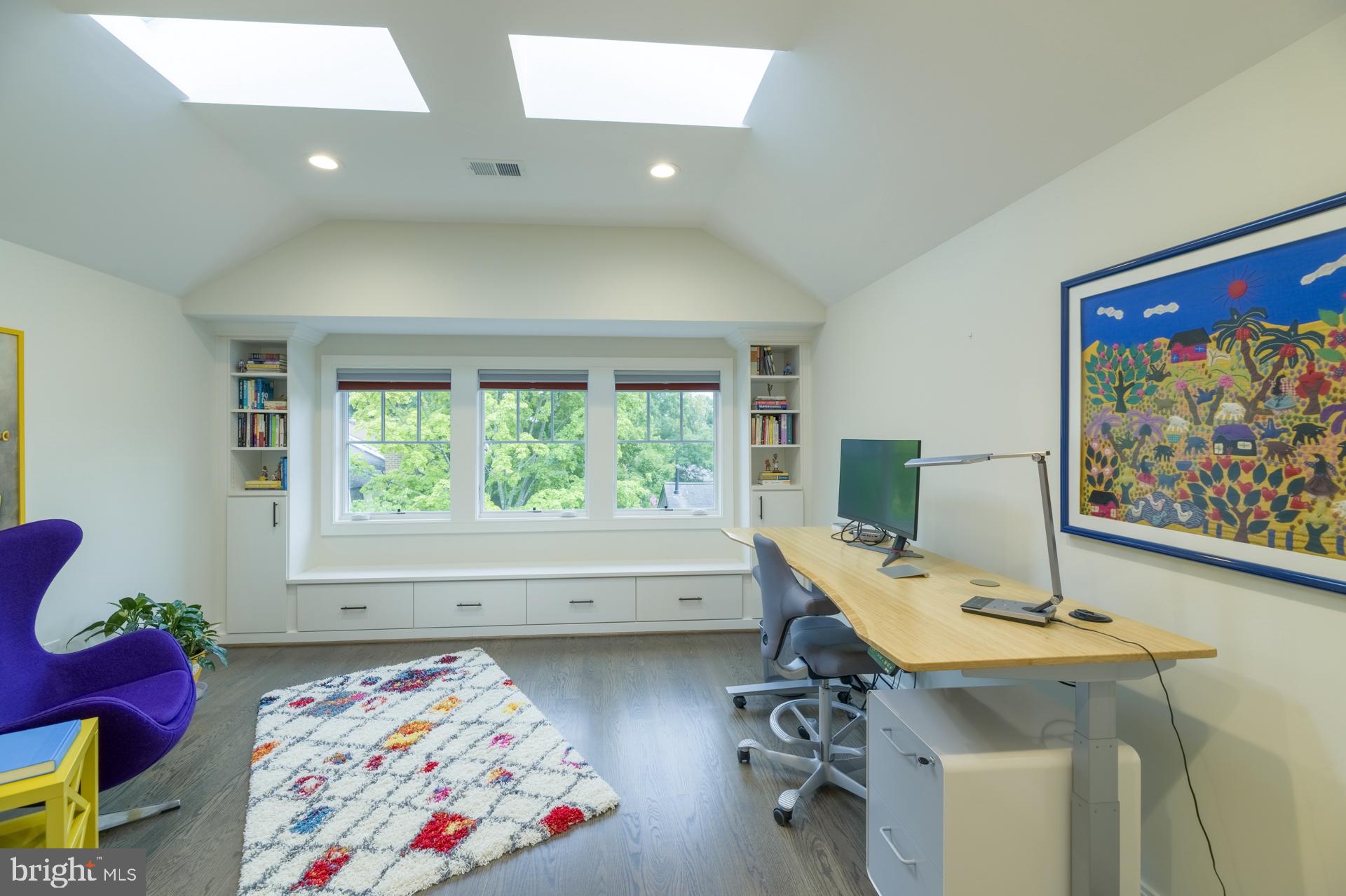 BRANDON VILLAGE - Residential