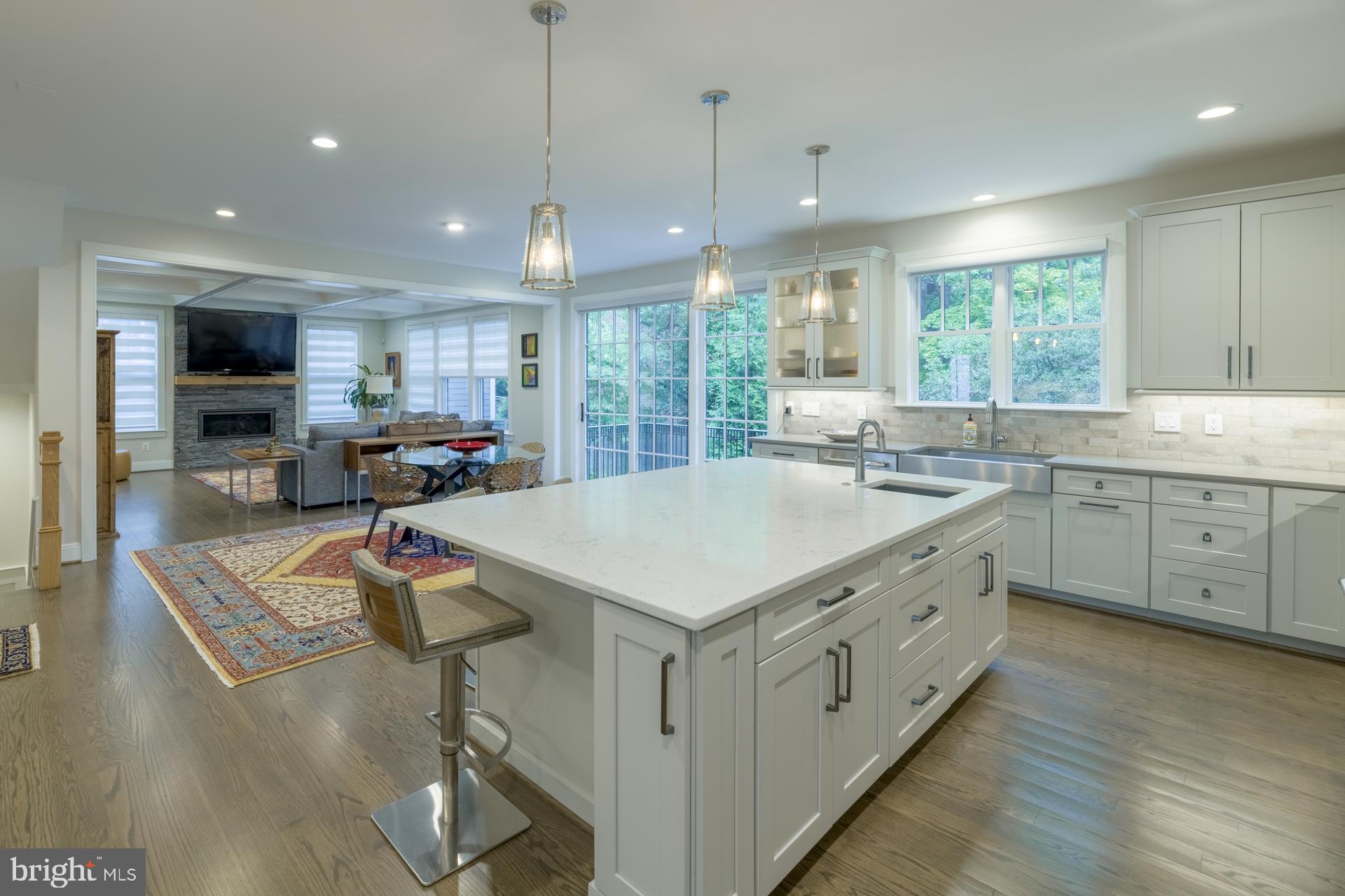 BRANDON VILLAGE - Residential