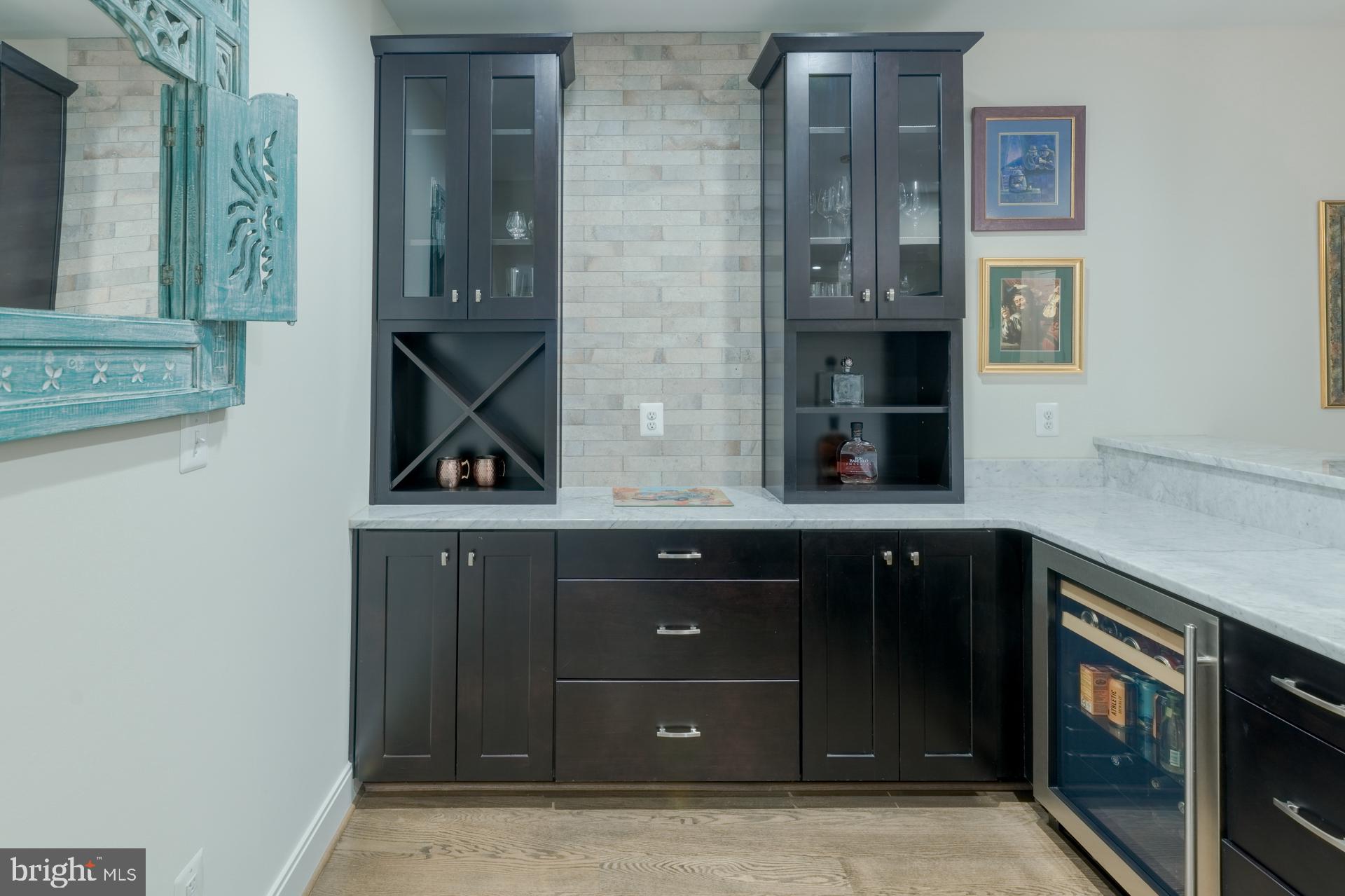 BRANDON VILLAGE - Residential