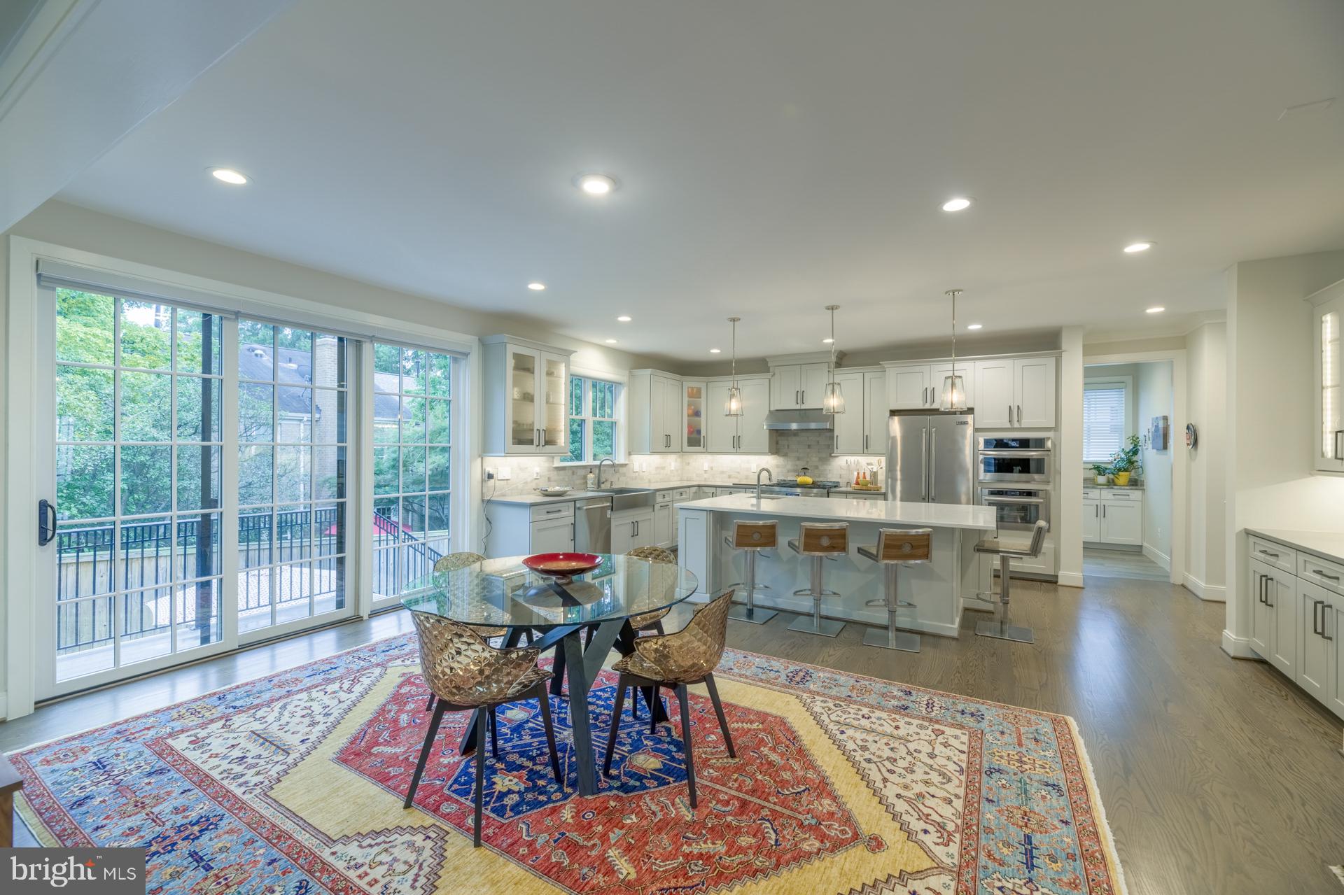 BRANDON VILLAGE - Residential