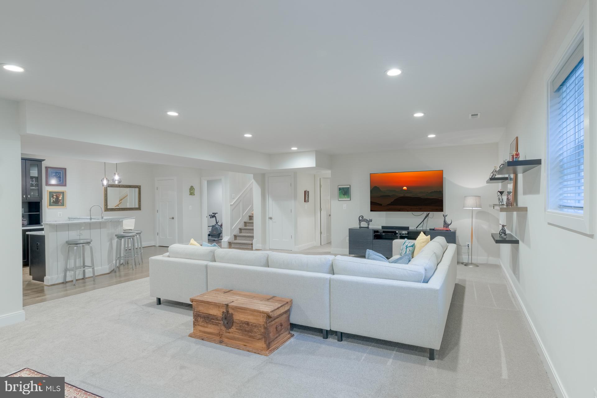 BRANDON VILLAGE - Residential