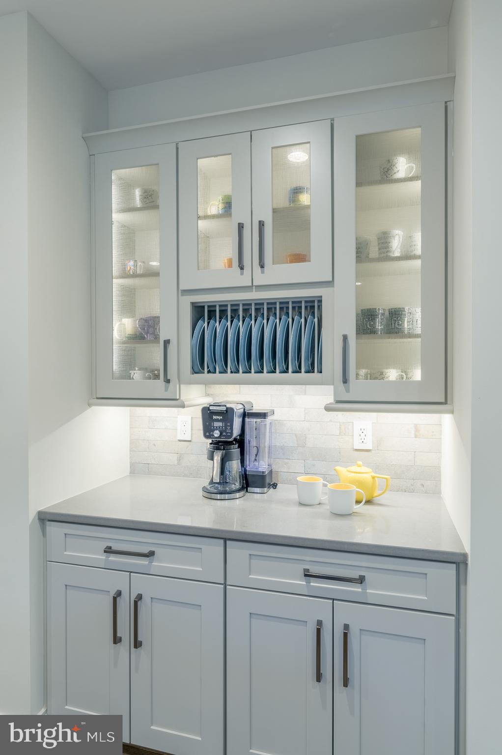 BRANDON VILLAGE - Residential