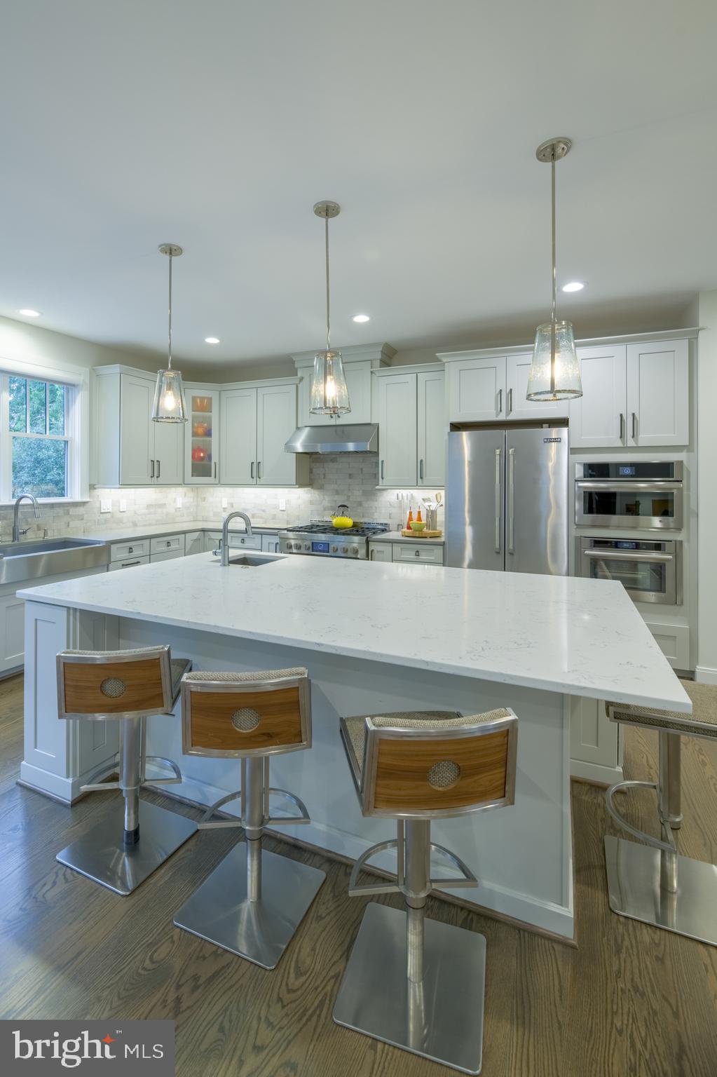 BRANDON VILLAGE - Residential