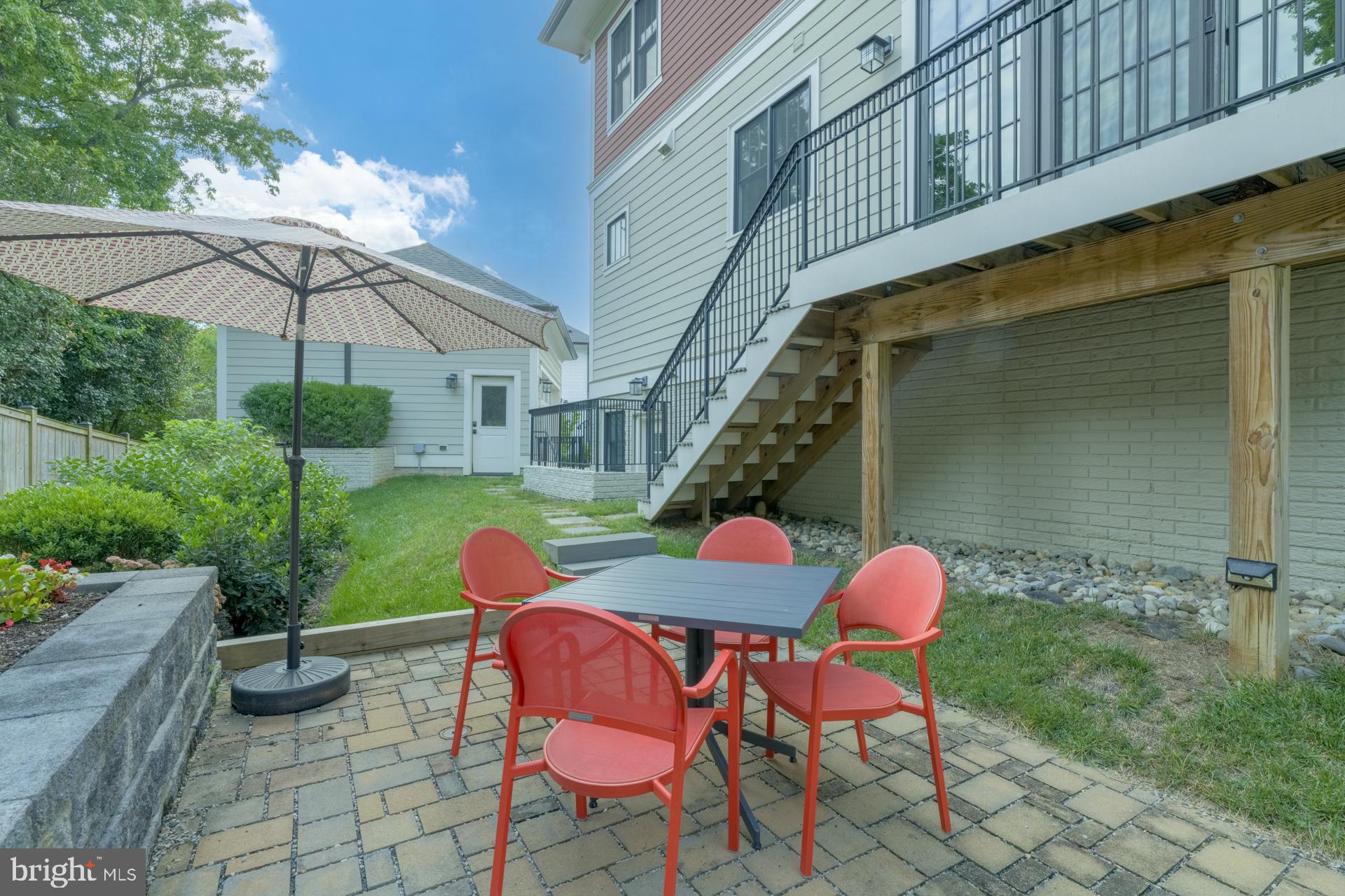 BRANDON VILLAGE - Residential