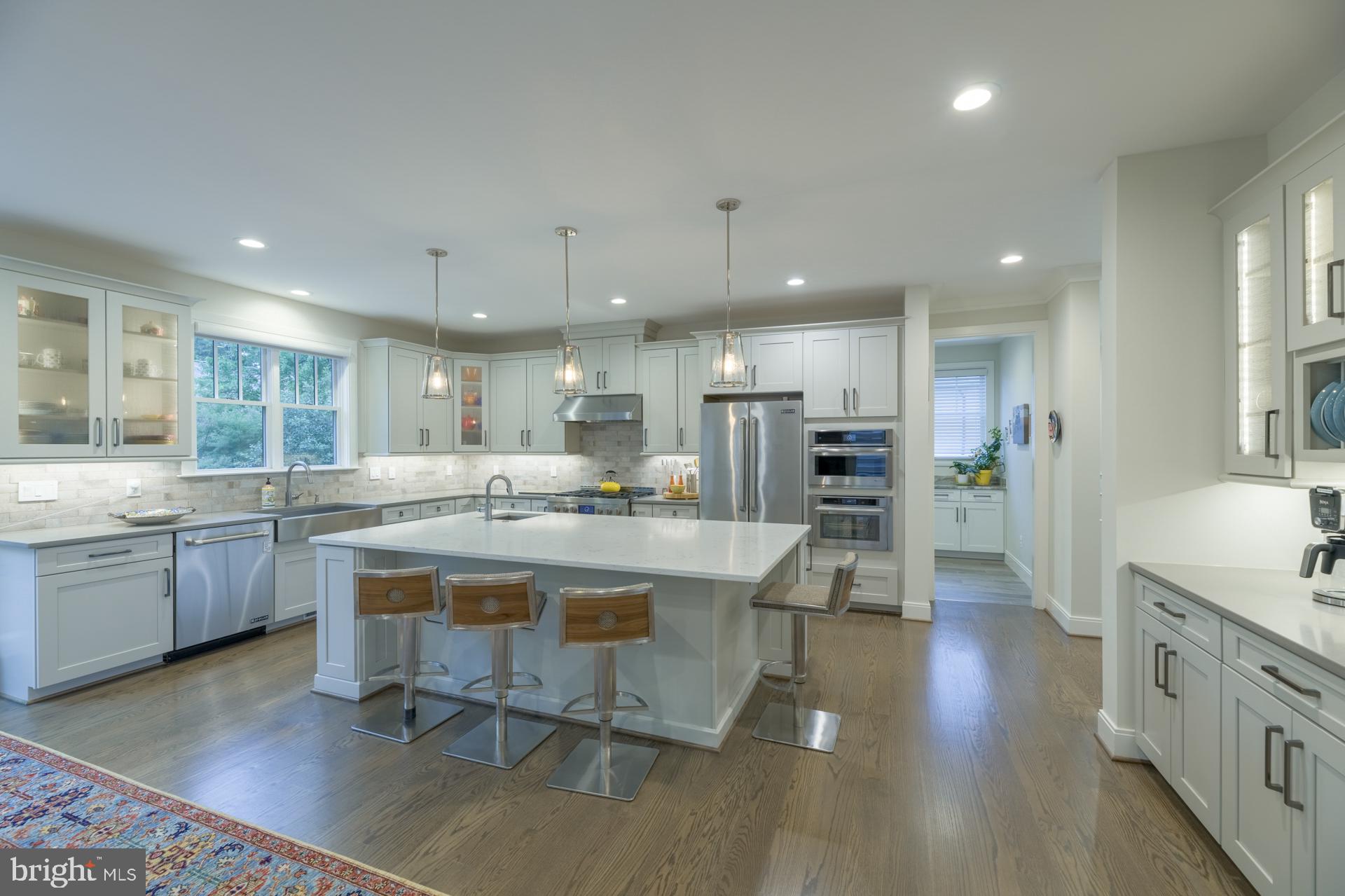 BRANDON VILLAGE - Residential