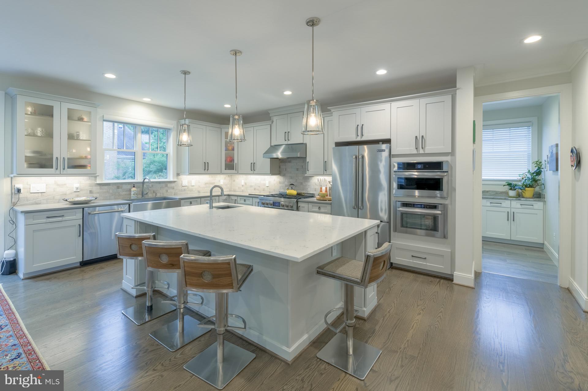 BRANDON VILLAGE - Residential