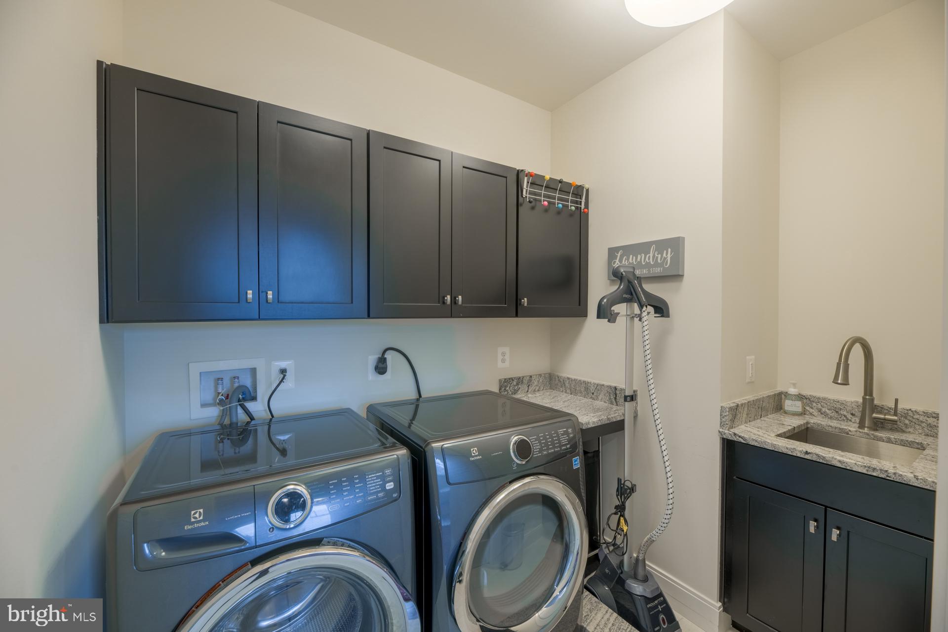 BRANDON VILLAGE - Residential