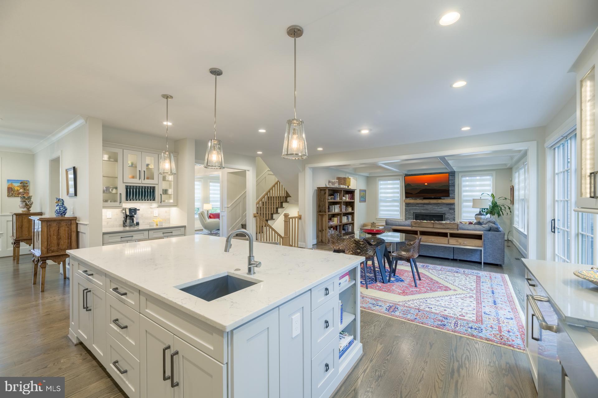 BRANDON VILLAGE - Residential