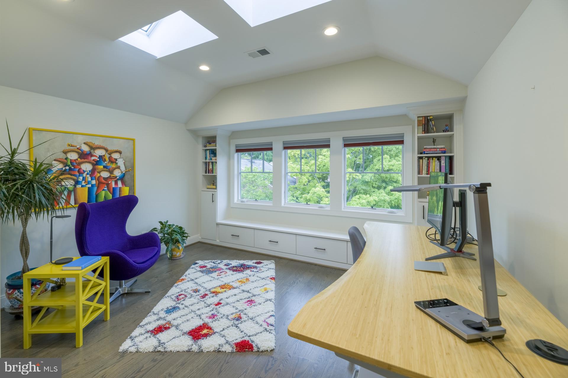 BRANDON VILLAGE - Residential