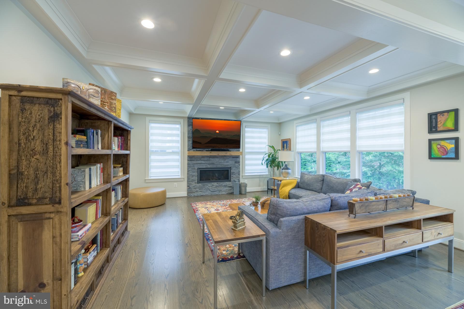 BRANDON VILLAGE - Residential