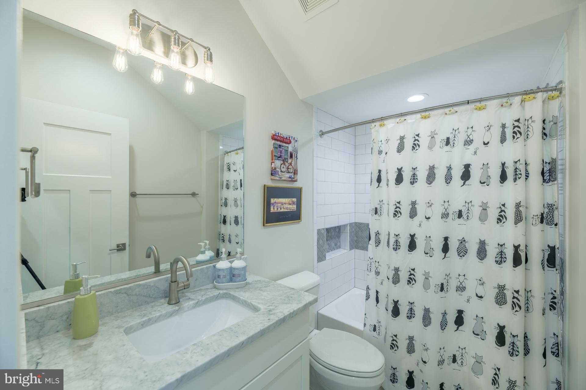 BRANDON VILLAGE - Residential