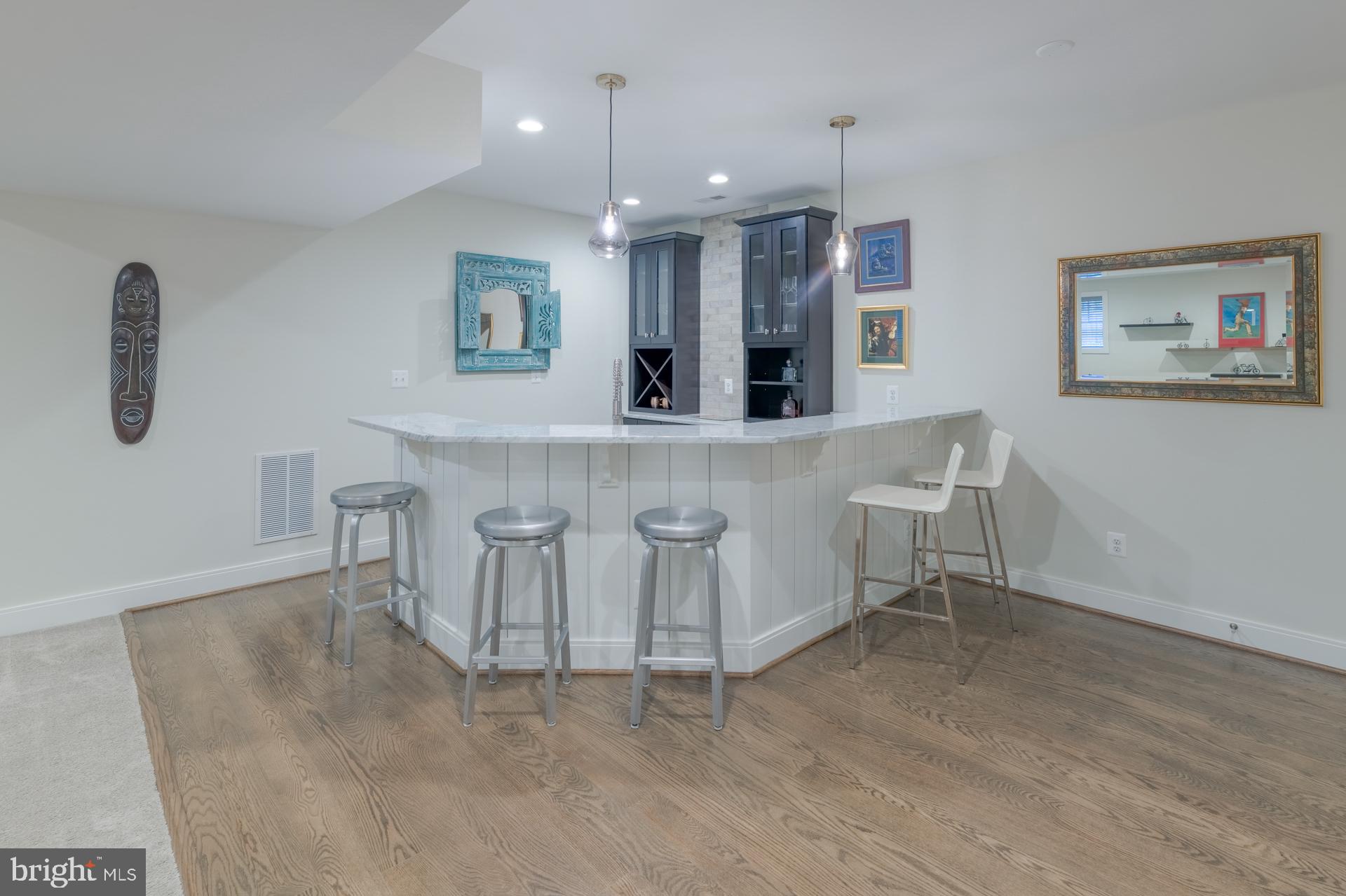 BRANDON VILLAGE - Residential