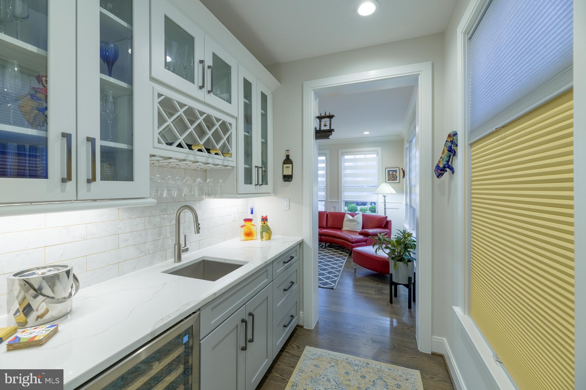 BRANDON VILLAGE - Residential