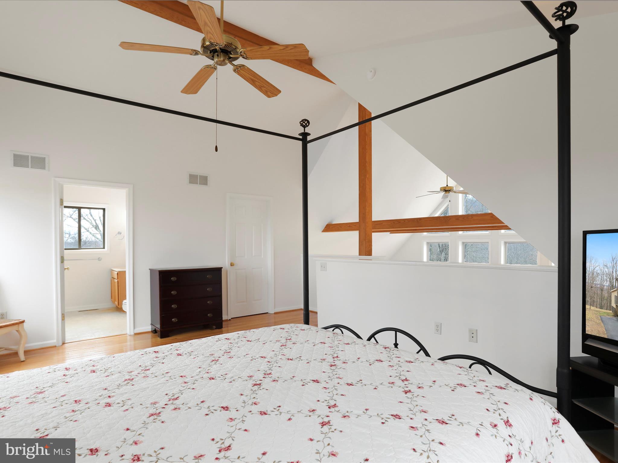 THE WOODS - Residential