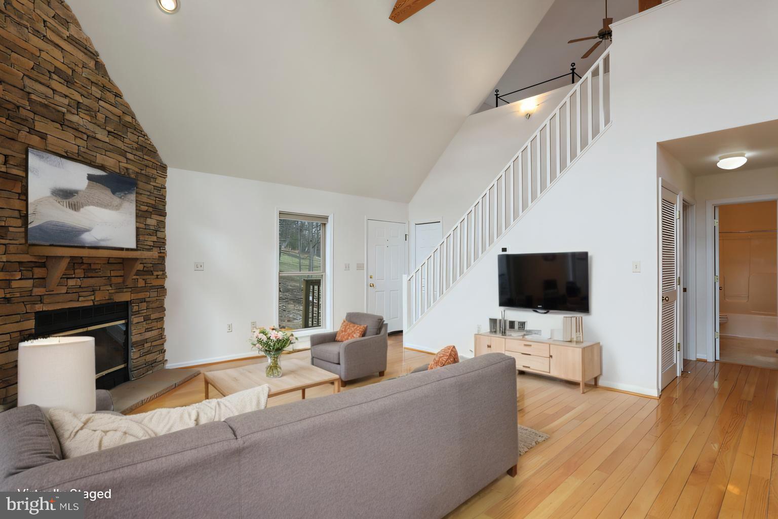 THE WOODS - Residential