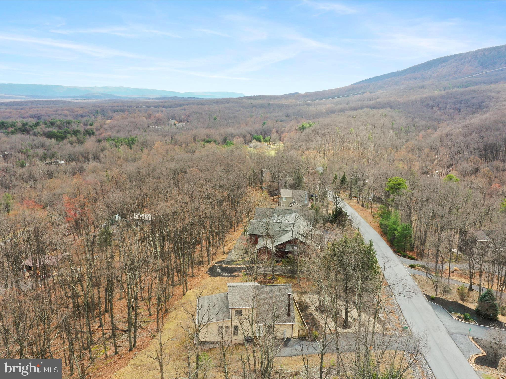 THE WOODS - Residential